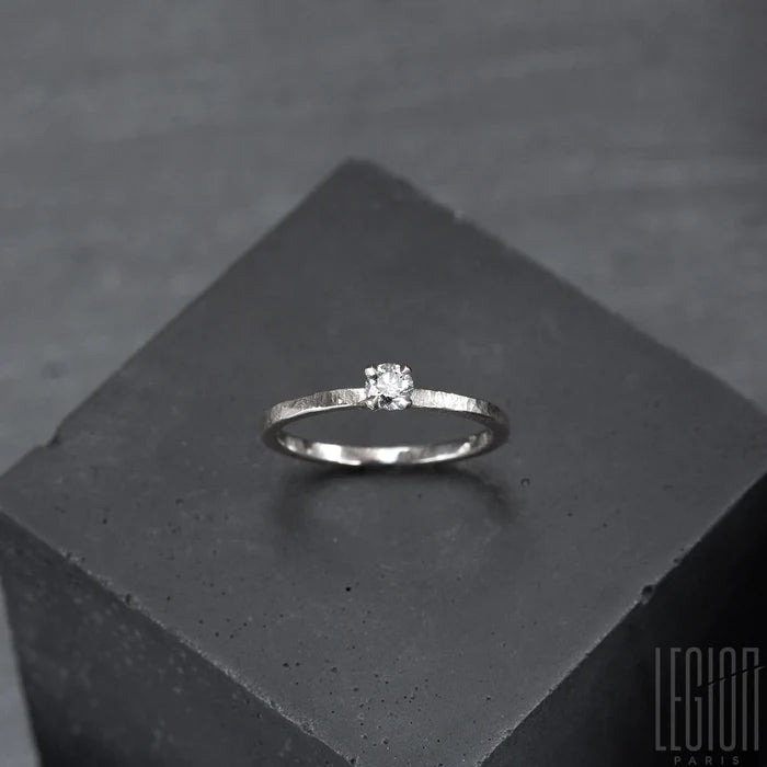 Nos conseils pour bien choisir sa bague de fiançailles