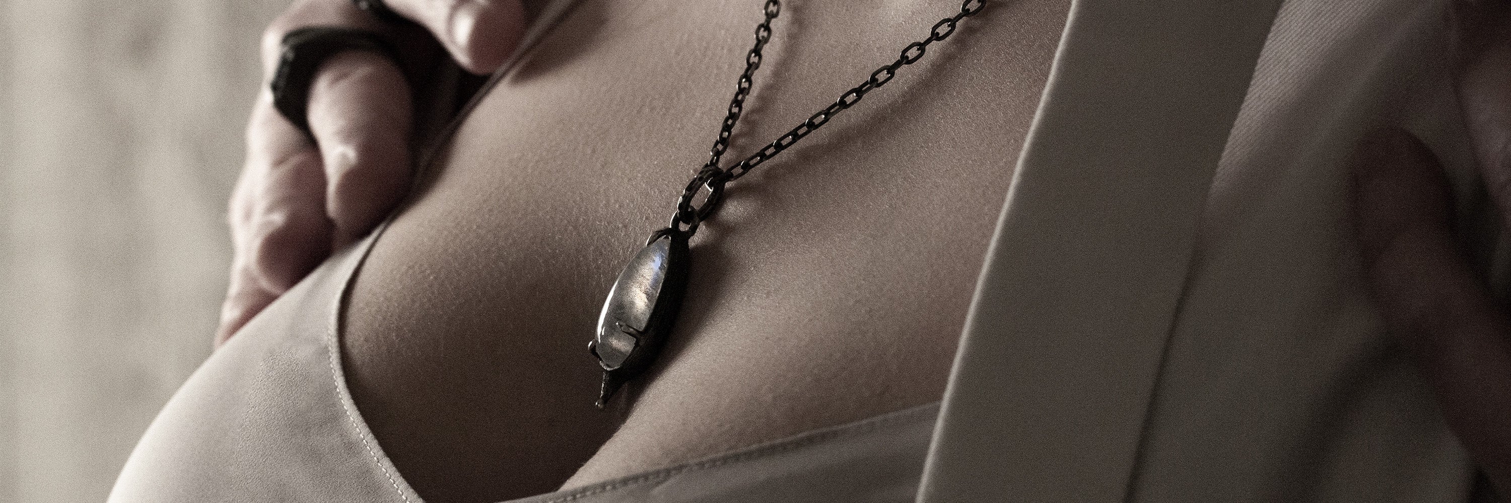 COLLIERS ET PENDENTIFS FEMME