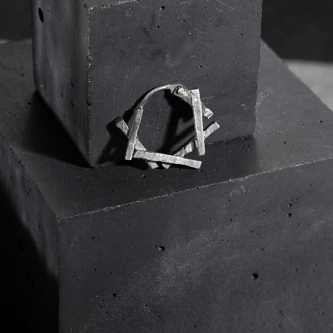 MAUNA LOA SILVER AND BLACK DIAMOND EARRING