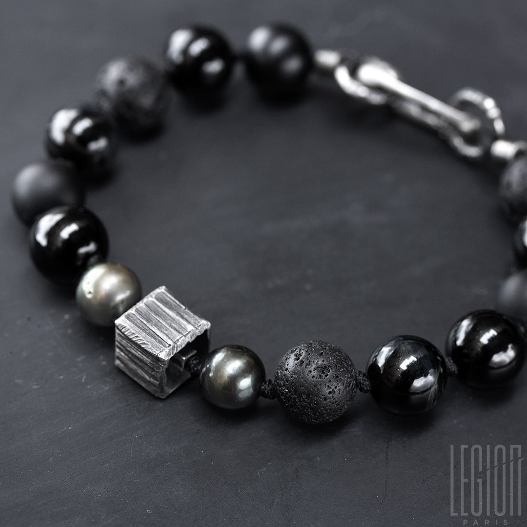 SAPHO BRACELET WITH ONYX PEARLS, LAVA, TAHITI PEARLS AND SILVER