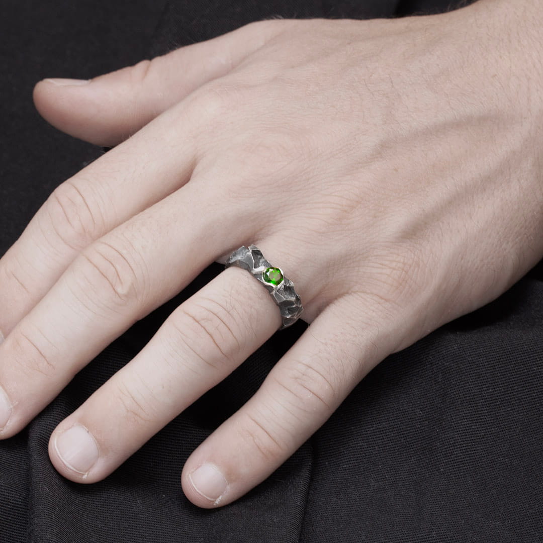 X VULNERE SILVER AND GREEN TOURMALINE RING