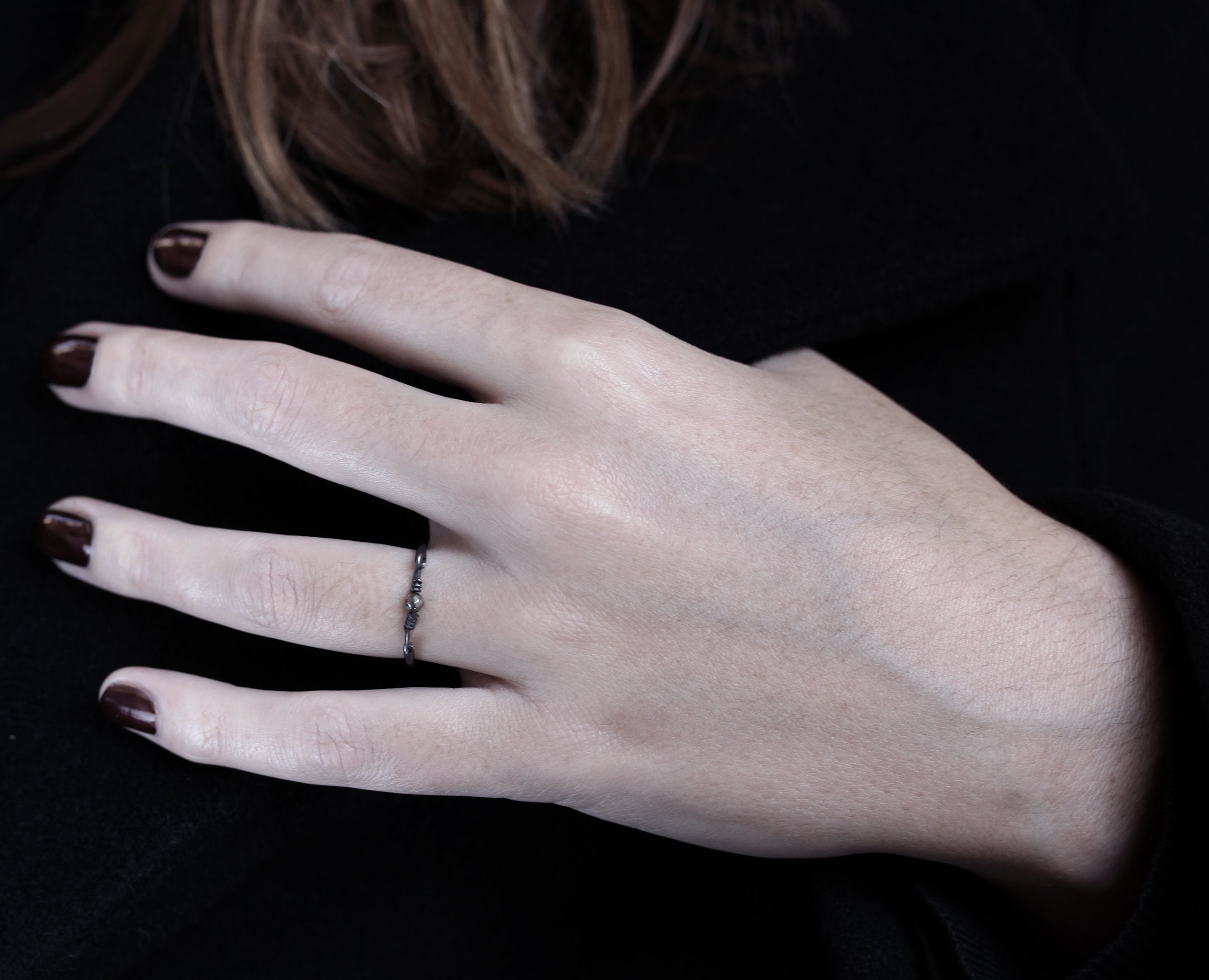 BAGUE SEASONLESS ARGENT NOIR ET PYRITE