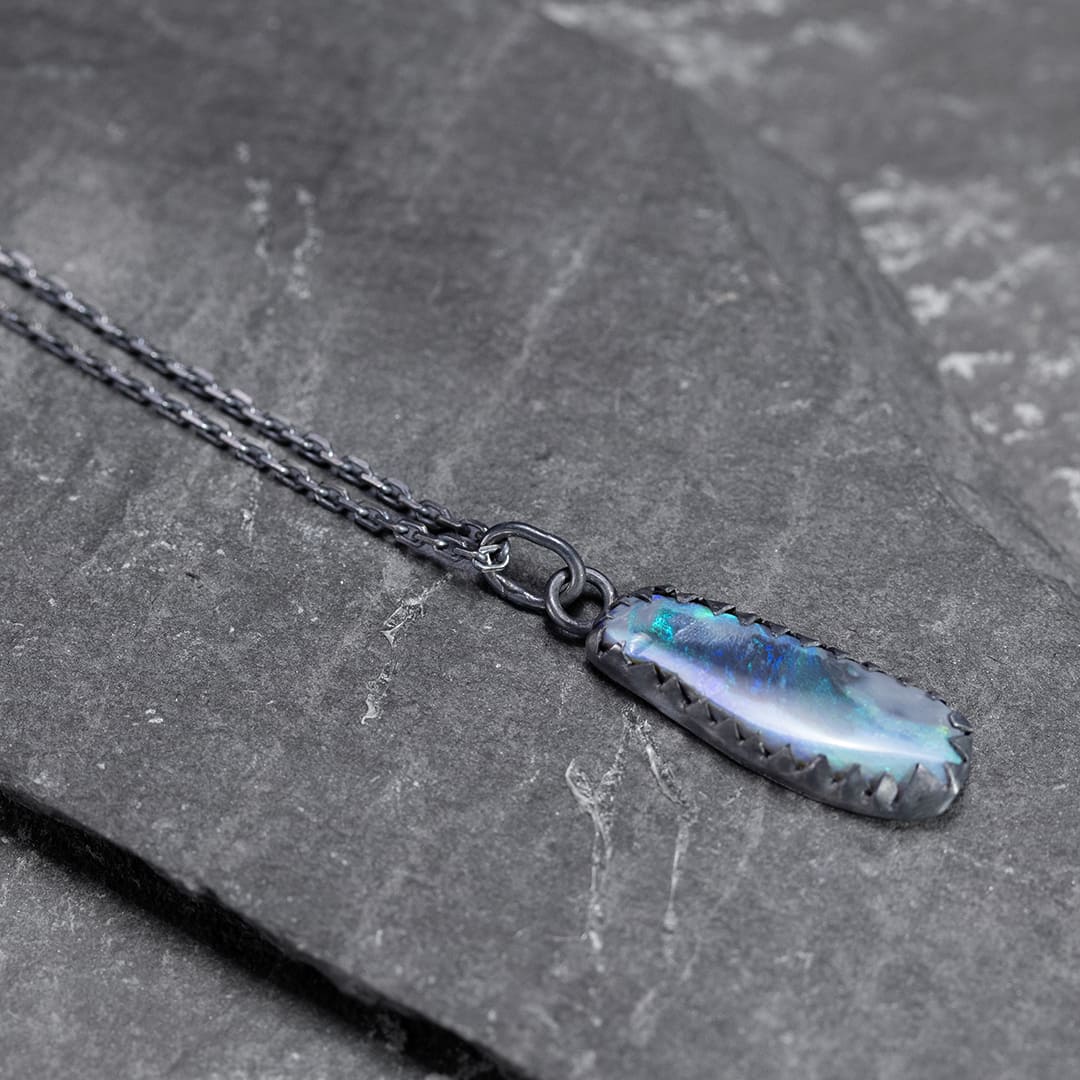 Pendentif Opale De Feu Noire Cocktail Cœur – Collier Fantaisie Argent Avec Zircons, Moderne N6