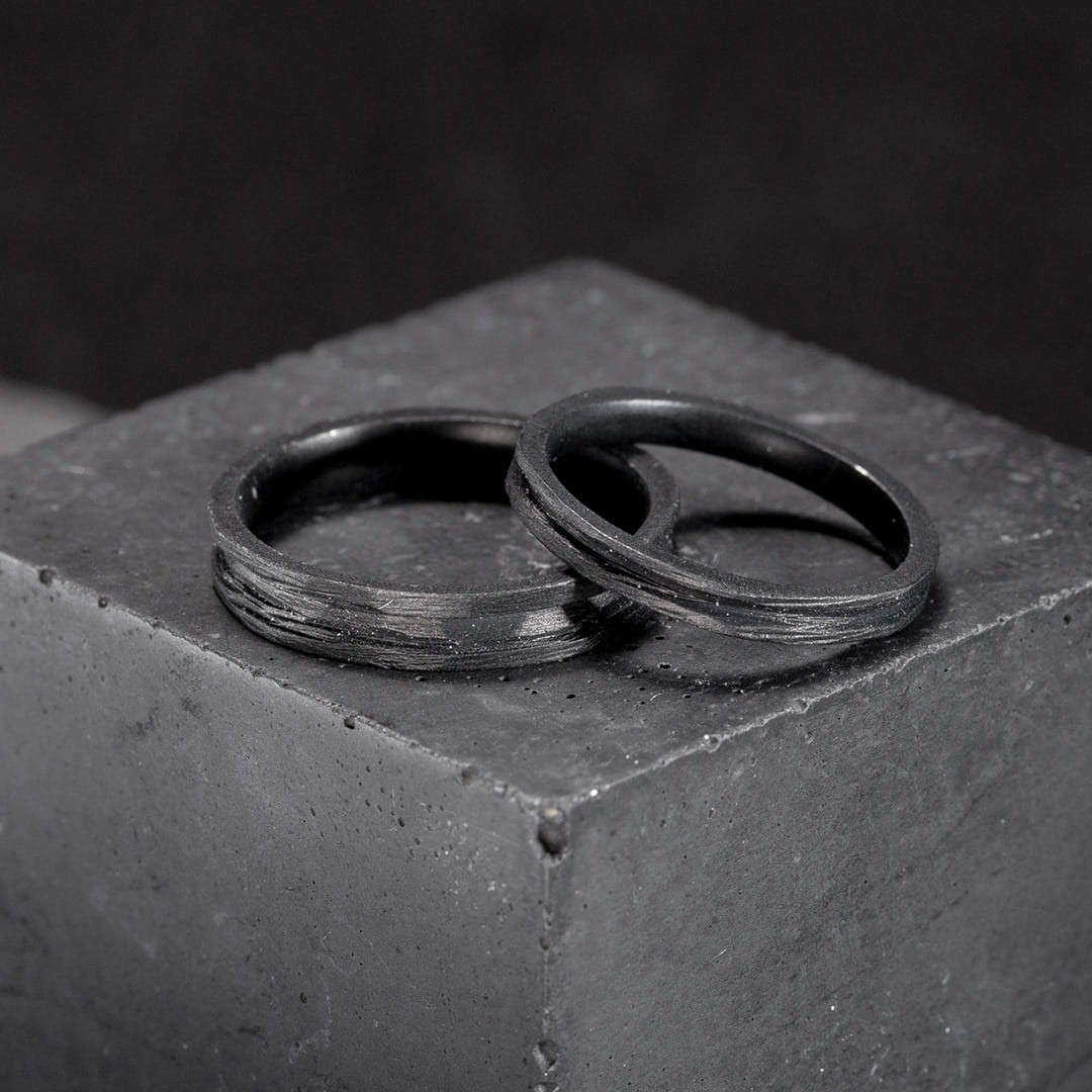 alliance originale en or noir