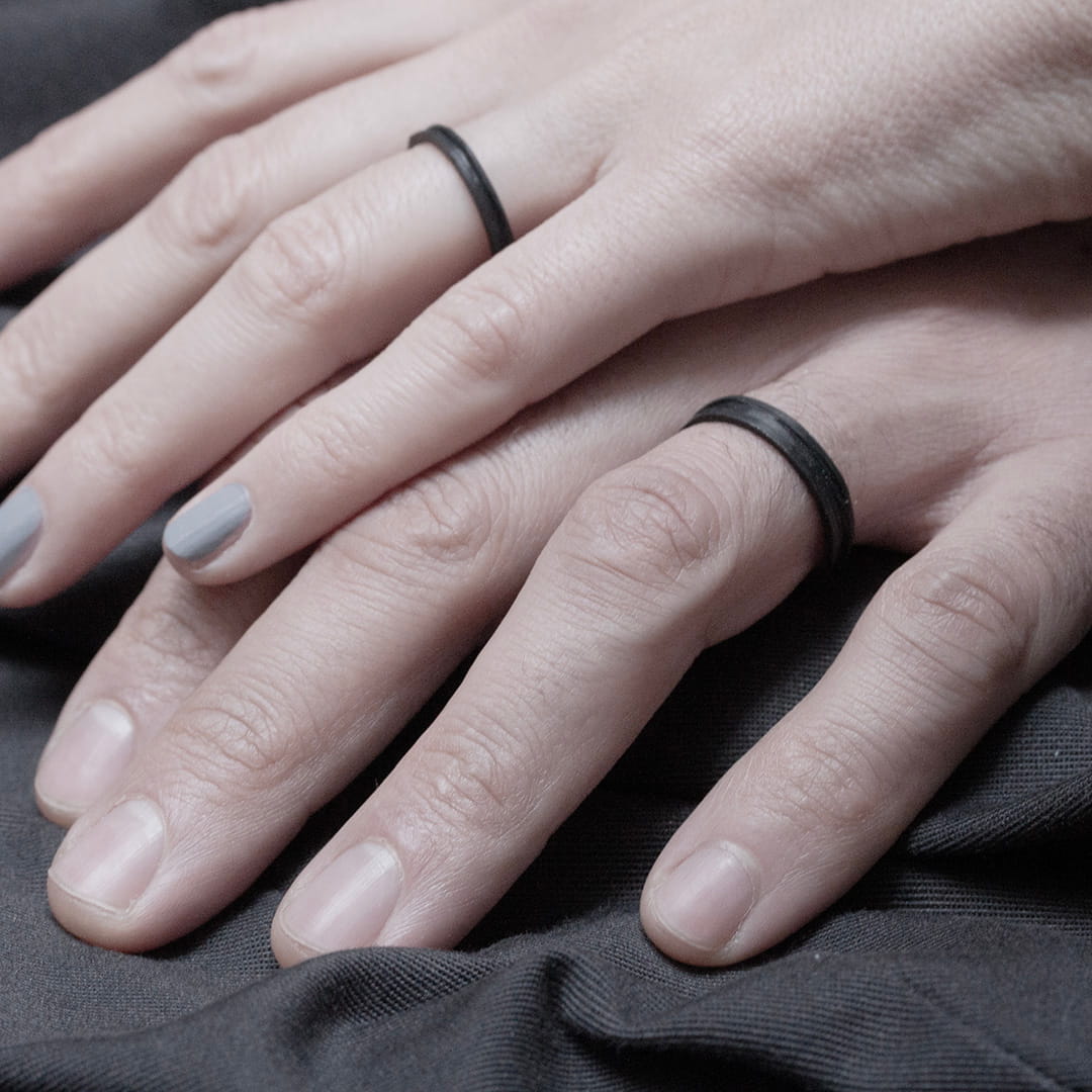 alliance originale en or noir