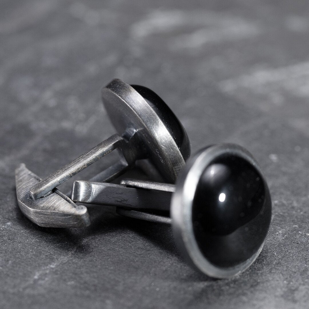 boutons de manchettes en argent et onyx noir