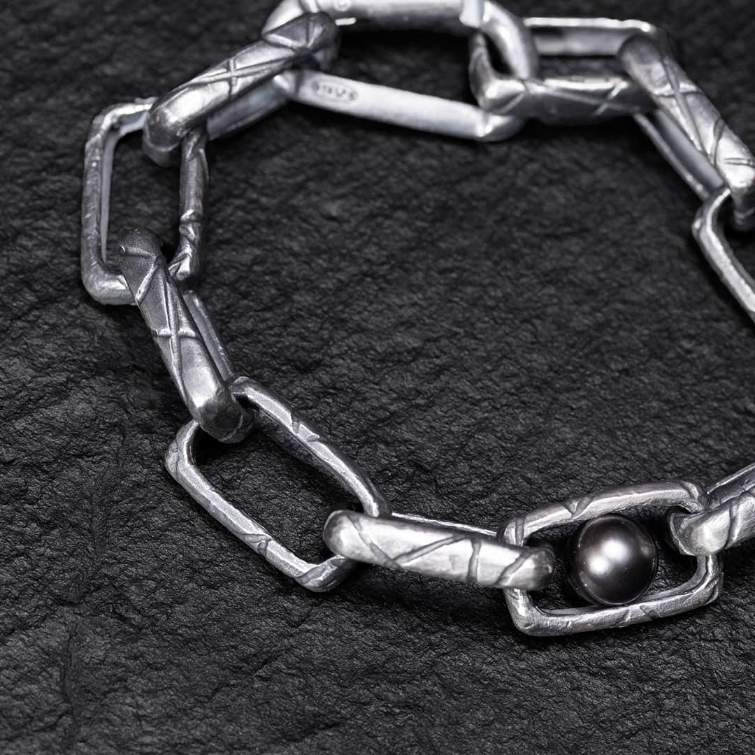 bracelet en argent noir et perle noire de Tahiti
