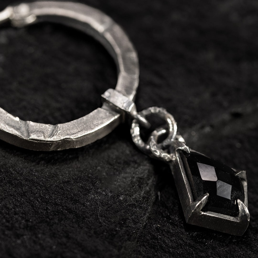 charm argent et onyx noir kite
