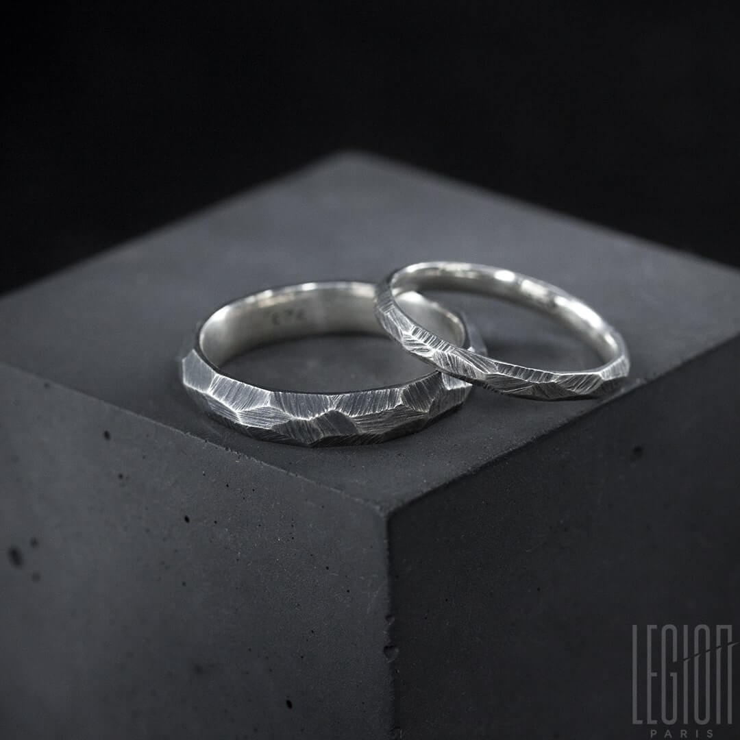 Alliances texturées en argent noir 925/1000