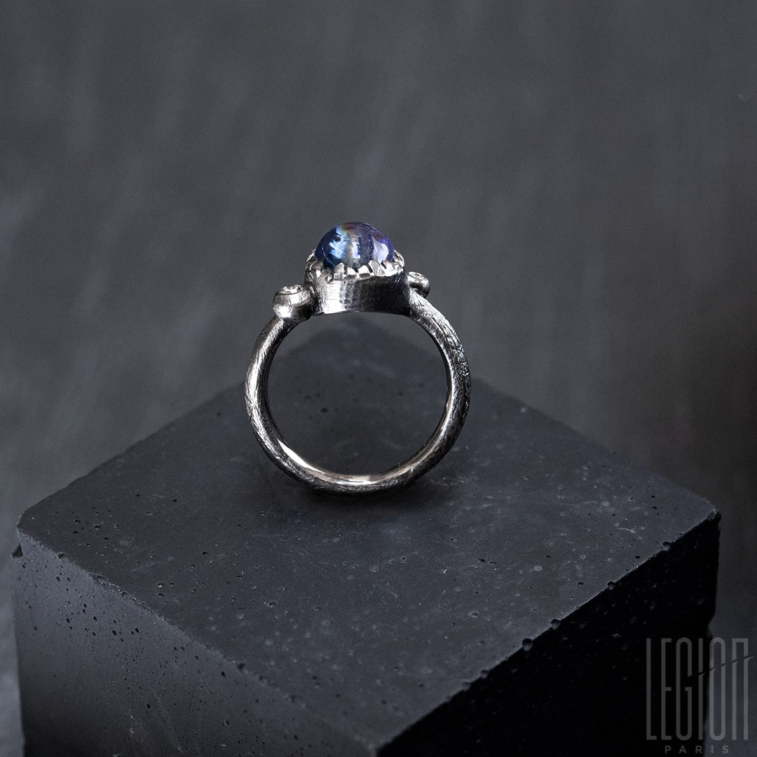 bague de fiançailles, pièce unique, or blanc, Tanzanite, diamants blancs