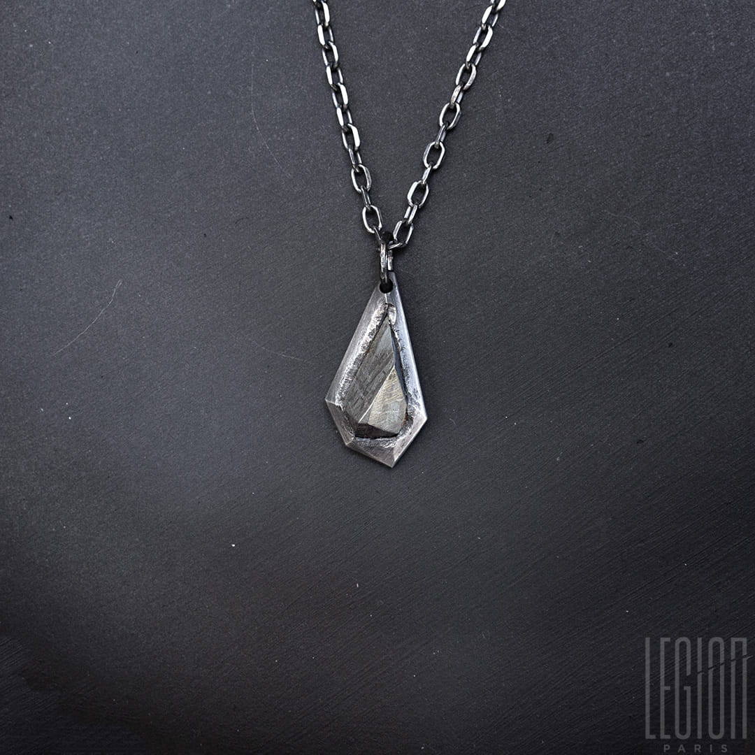 pendentif en argent noir, pièce unique, sur mesure, météorite