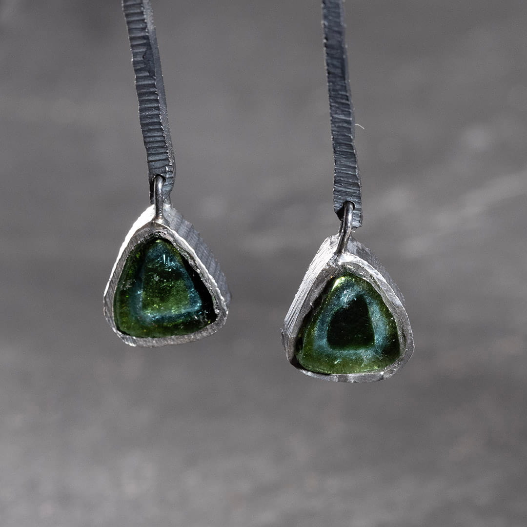 MAUNA LOA SILVER AND BLACK DIAMOND EARRING