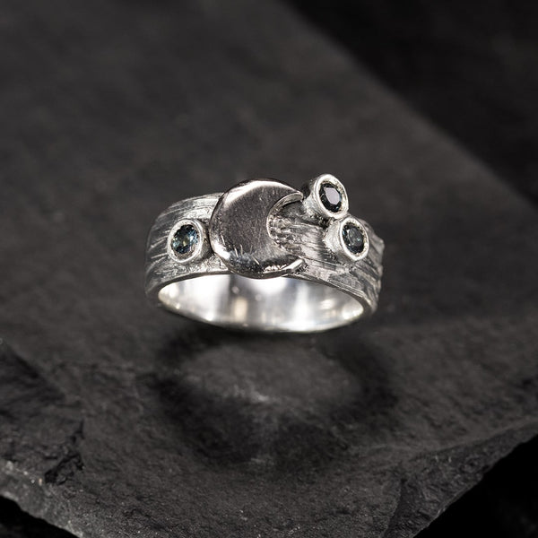 wide band ring in silver and white gold with spinels
