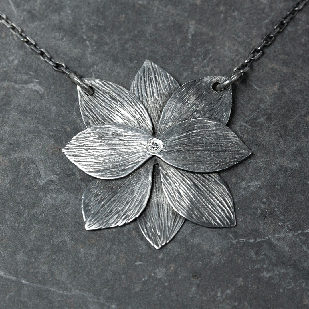 COLLIER FLEUR PROTOTYPE