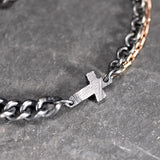 bracelet pour homme en argent noir et or rose avec une croix