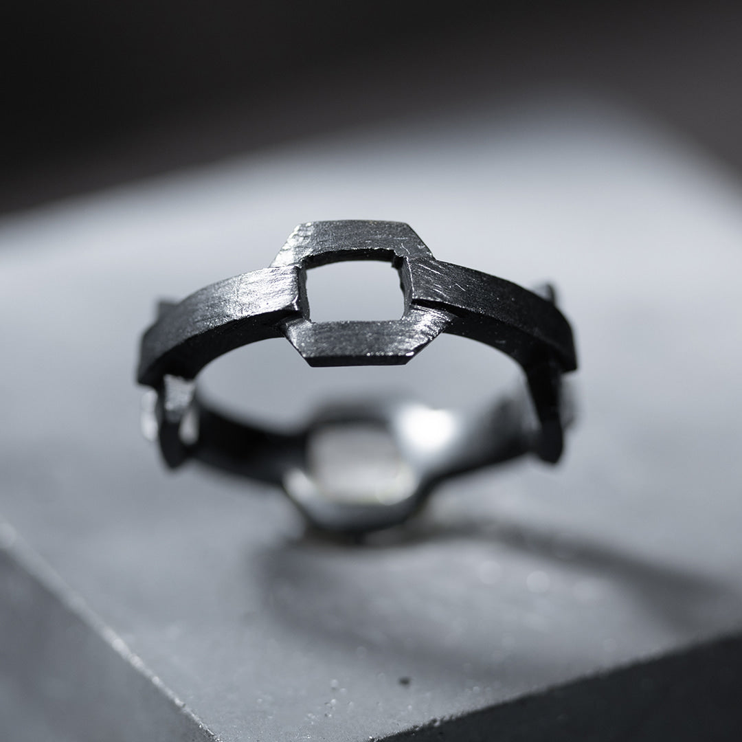 bague originale pour homme en argent noir