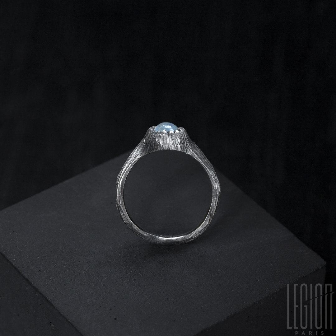 bague argent et cabochon de pierre de lune