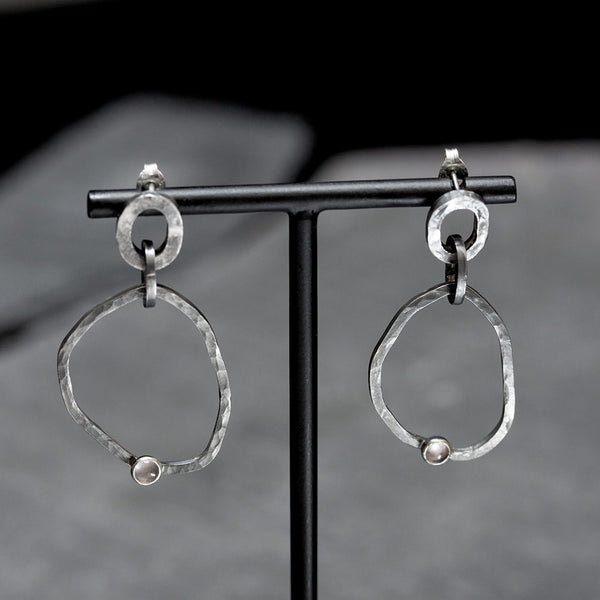 BOUCLES D'OREILLES FREEFORM ARGENT ET QUARTZ ROSE