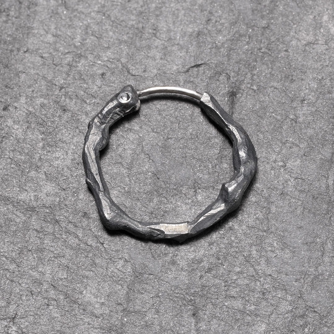 LEGION Paris: Custom-made jewelry and extraordinary jewelry