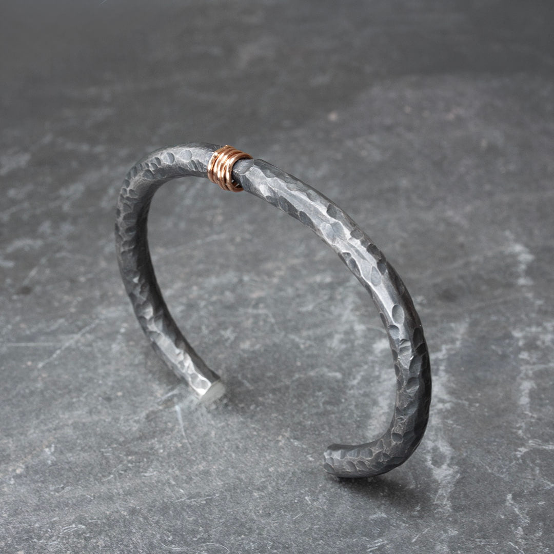 bracelet rigide en argent noir et or rose