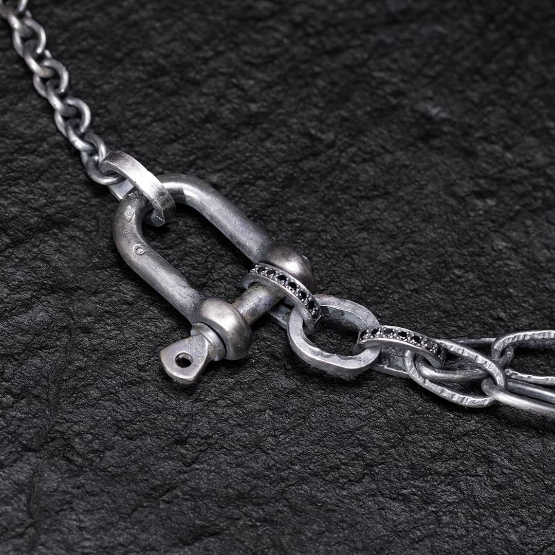 bracelet en argent noir pour homme avec des diamants noirs