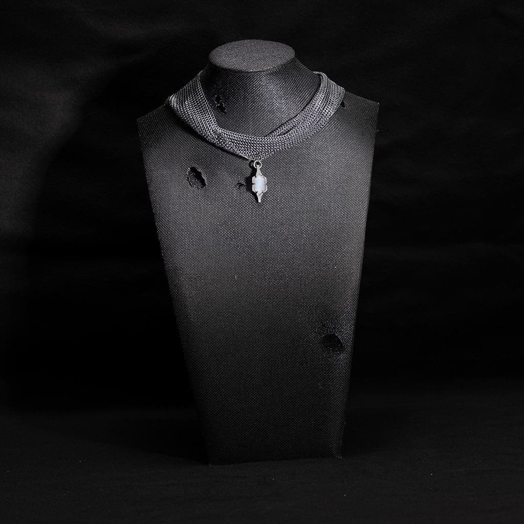 Collier en argent, cotte de maille, pendentif pierre de lune