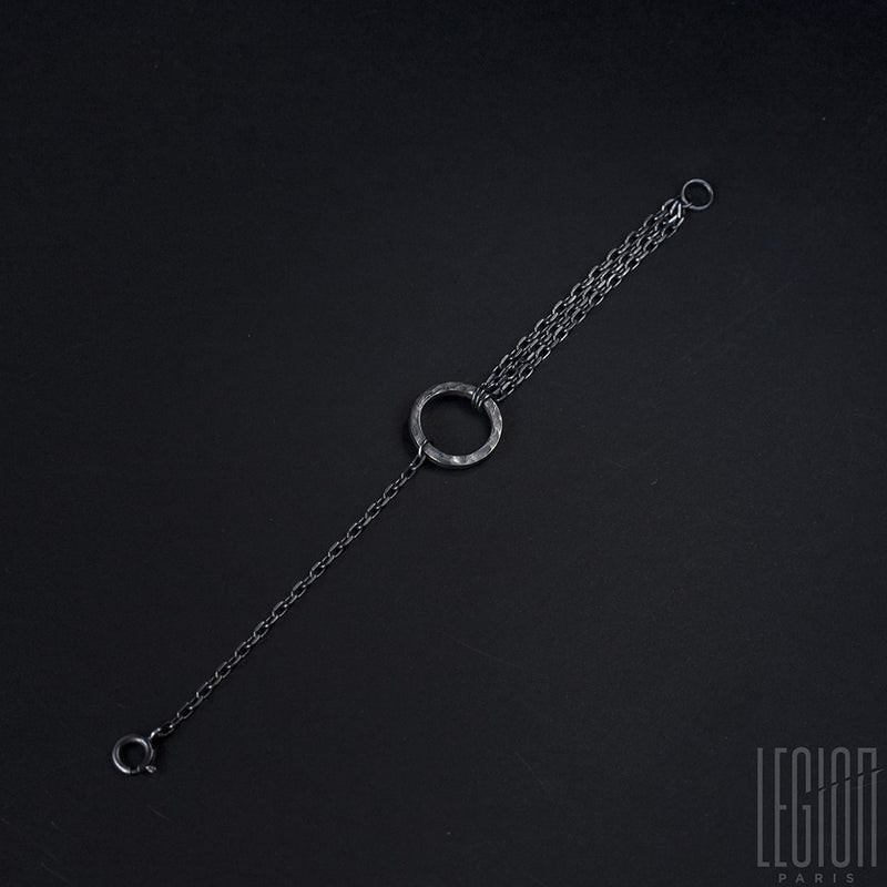 bracelet à plat en argent noir avec différentes chaines