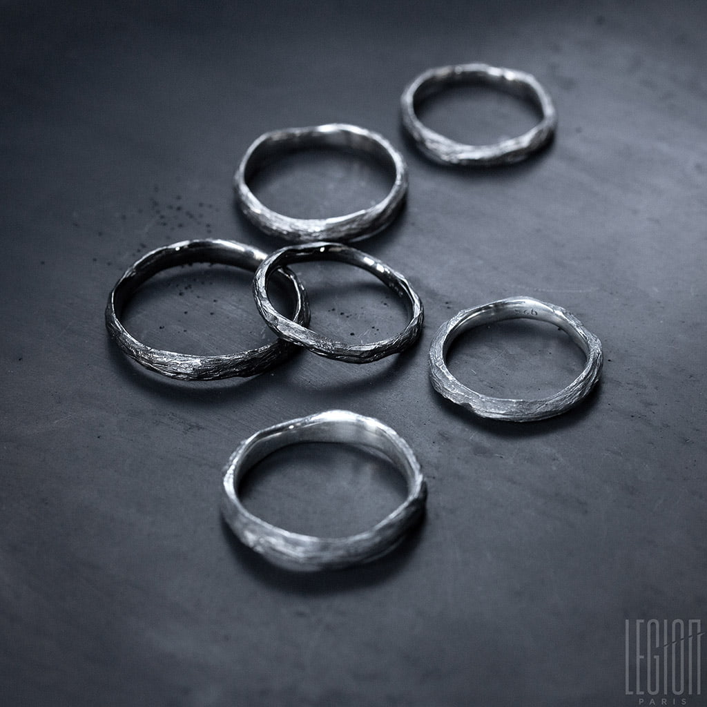 ensemble d'alliances en argent noir, or noir et or blanc
