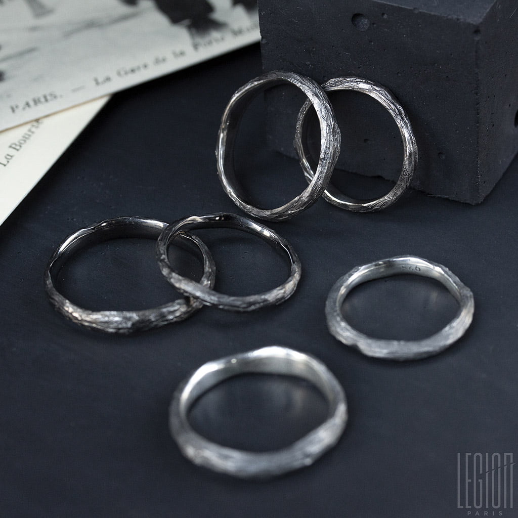 ensemble d'alliances en argent noir, or noir et or blanc