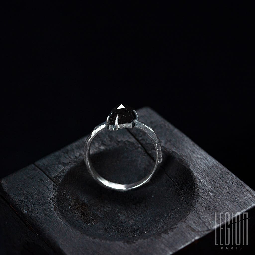 BAGUE EN ARGENT NOIR ET ONYX NOIR