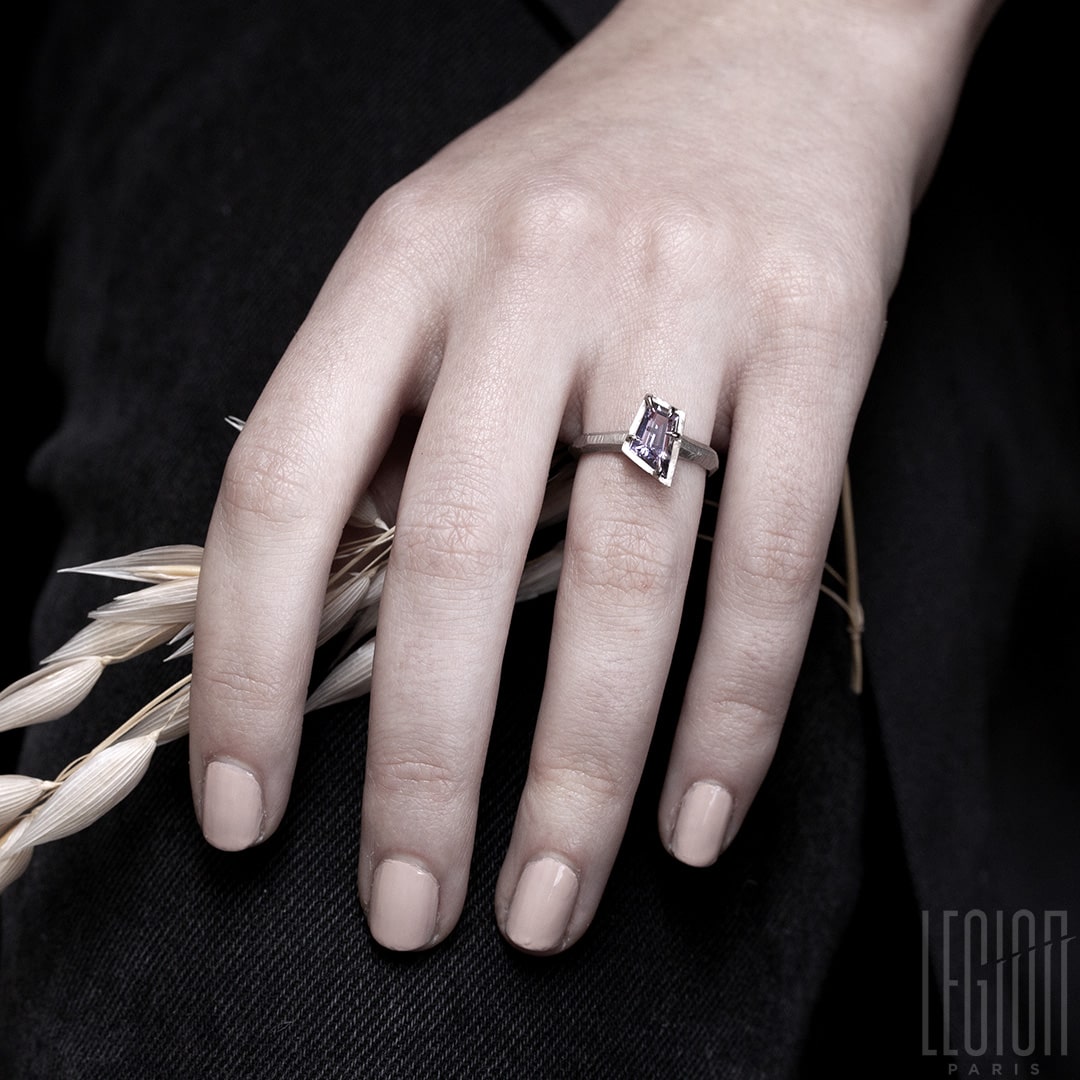 bague fiancailles or blanc spinelle gris geometrique Legion Paris