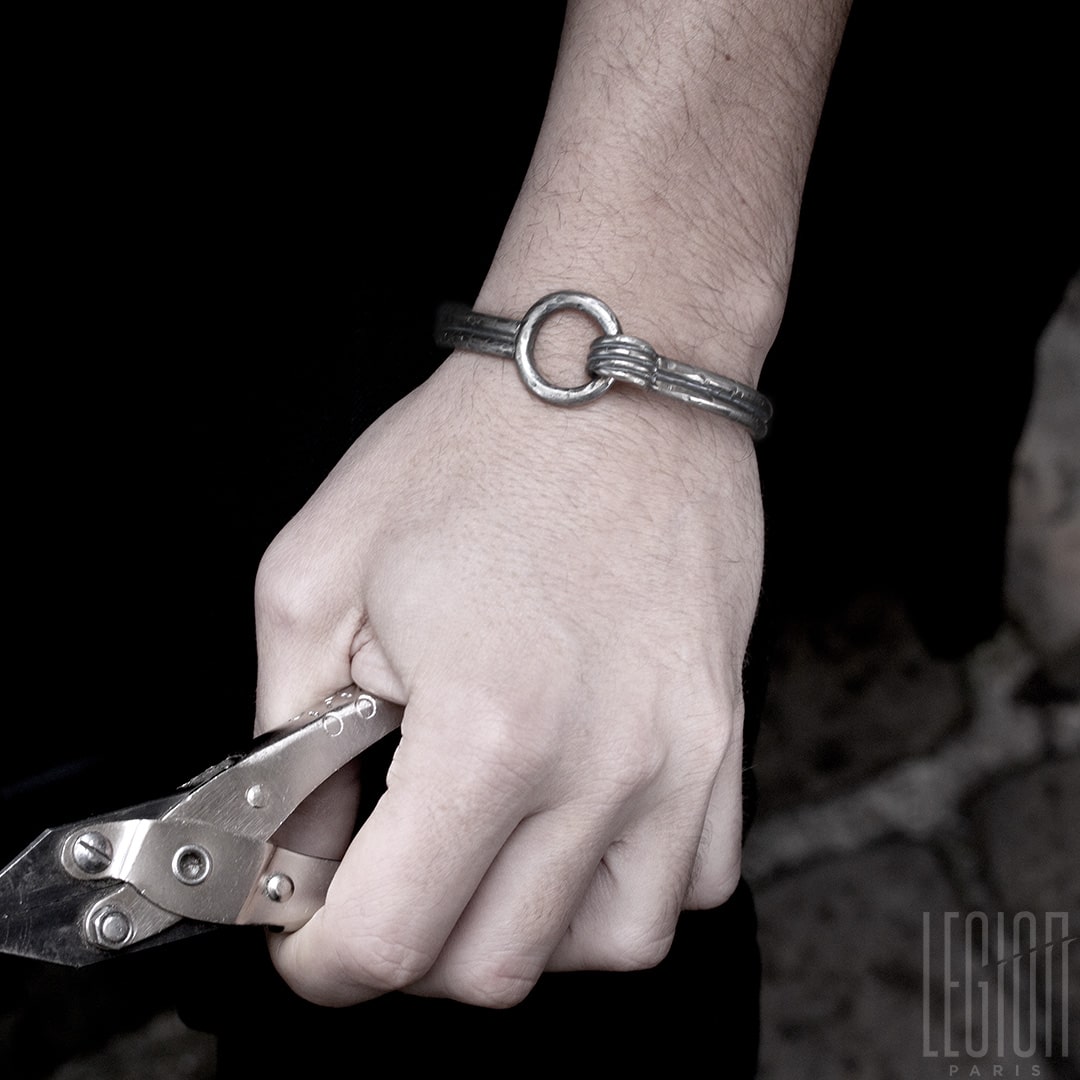 Bracelet en argent noir, pièce unique, sur mesure