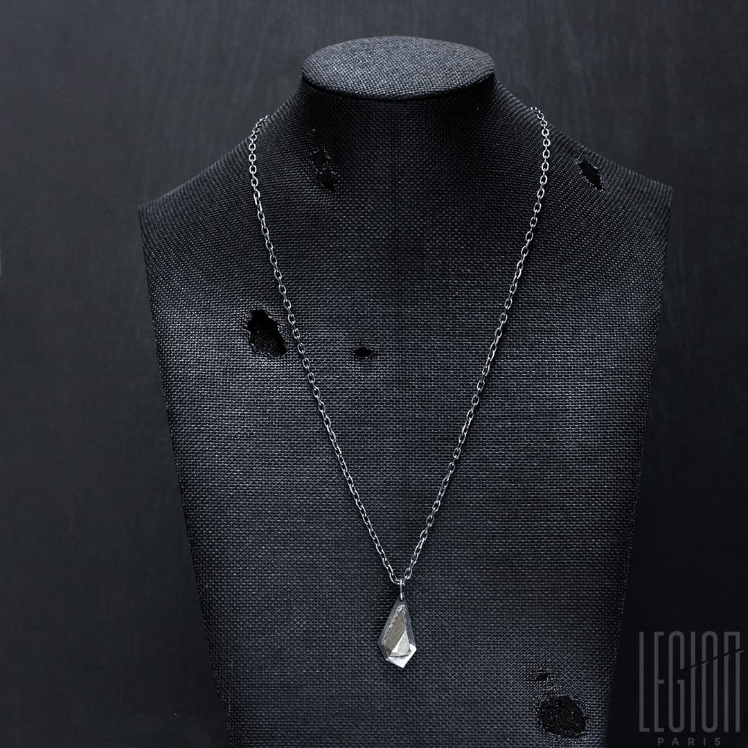 pendentif en argent noir, pièce unique, sur mesure, météorite