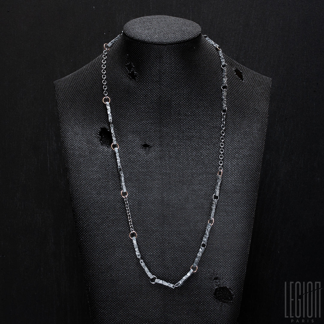 sautoir pièce unique sur mesure en argent noir et or rouge